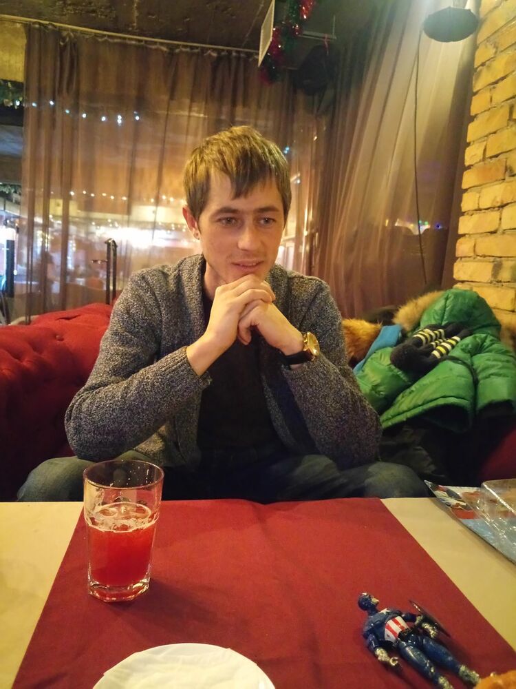  18848635  Denis, 36 ,    