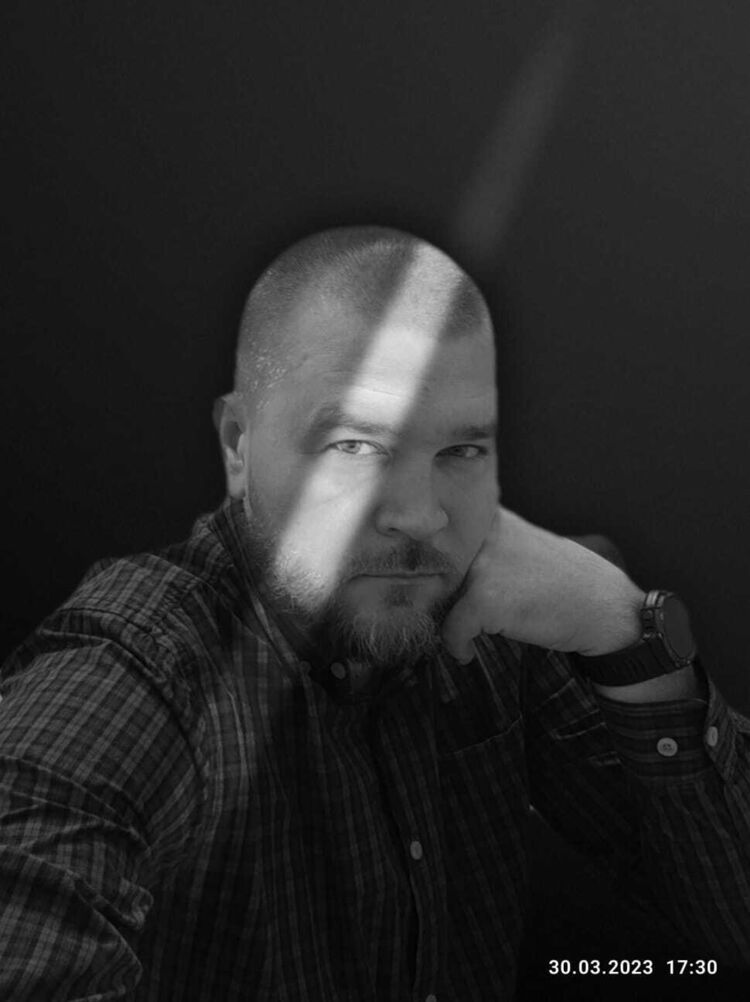 ���� 35659685 ������� MAX, 46 ���, ���� ���������� � ������