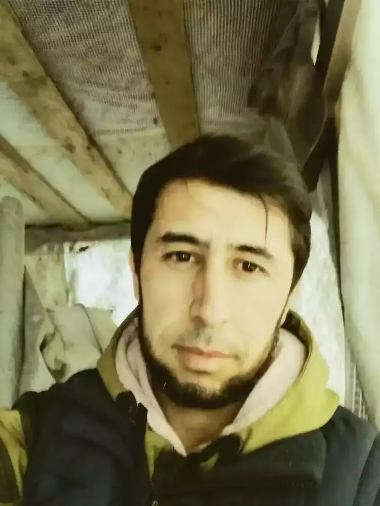  24830215  Davlat, 44 ,    