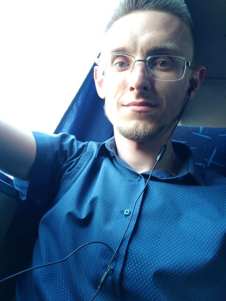  ,   Sexy Paulo, 32 ,  