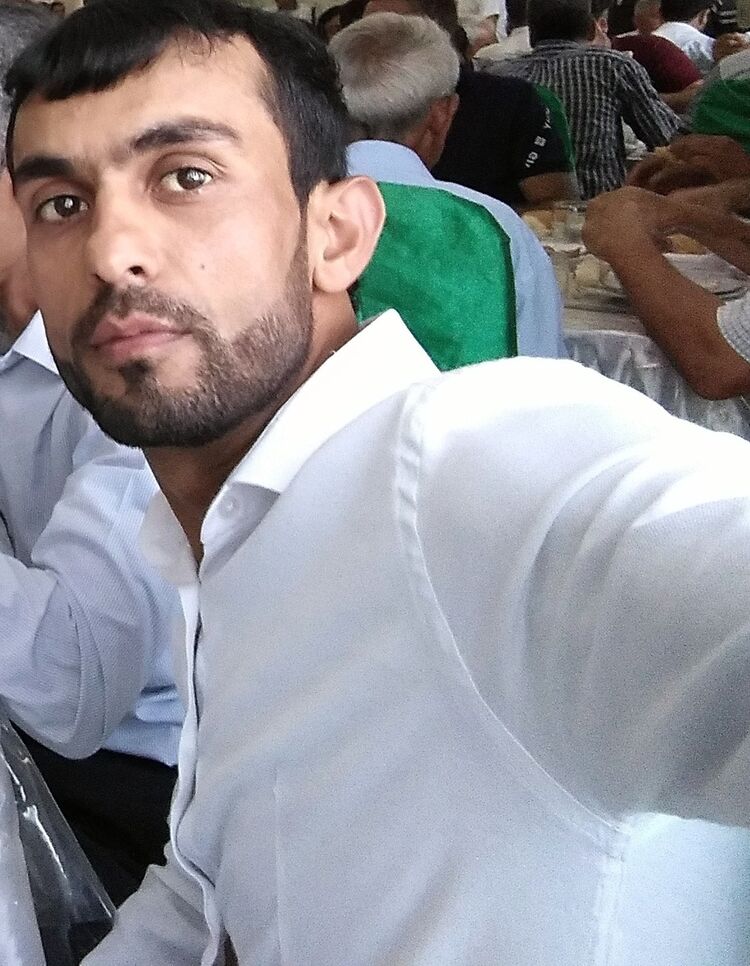 19704245  Samir, 38 ,    