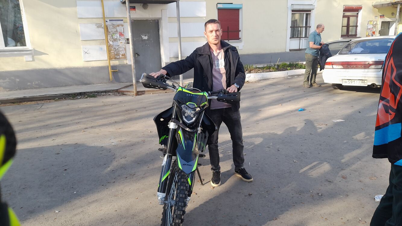 34775705  STEV, 41 ,    
