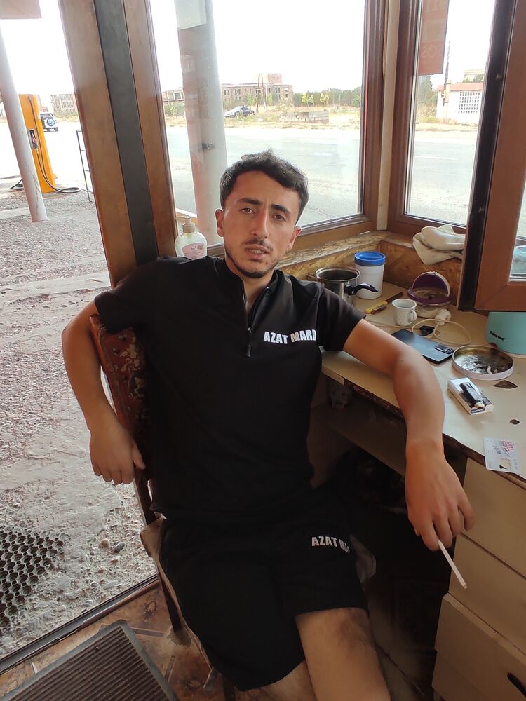  53543495  Narek, 35 ,    