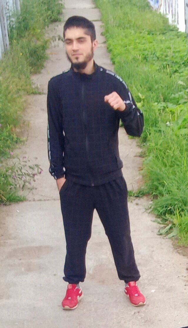 32939325   ALI, 26 ,    