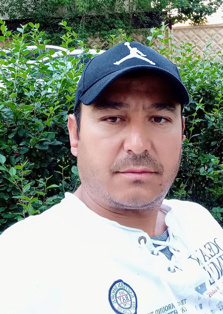 44278875  Doni, 33 ,    