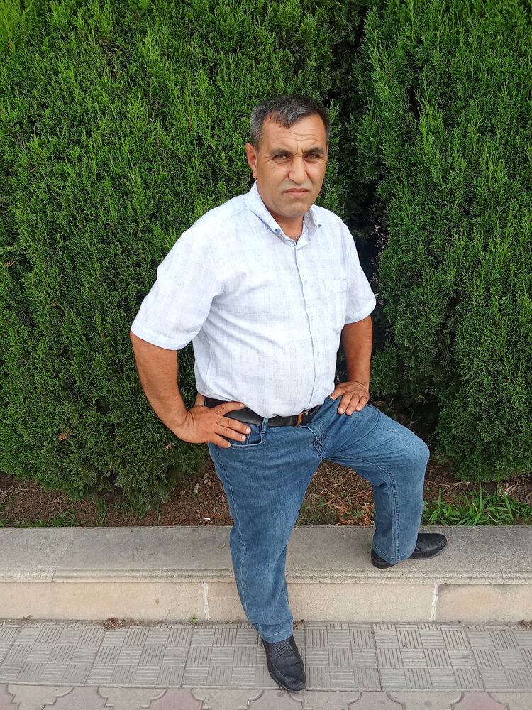  52493275  Kamran, 46 ,    