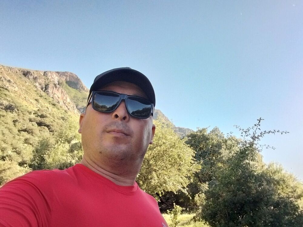  47748915  Bekjan, 34 ,    