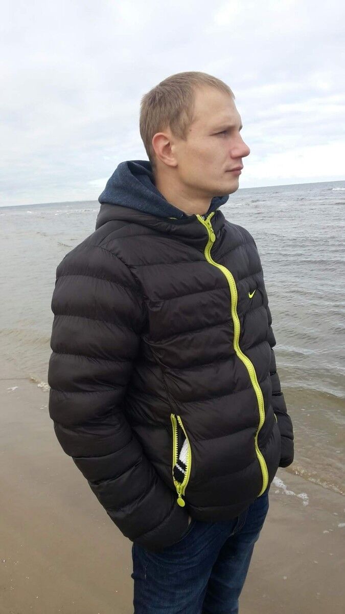  ,   Sergej, 35 ,   ,   , c 