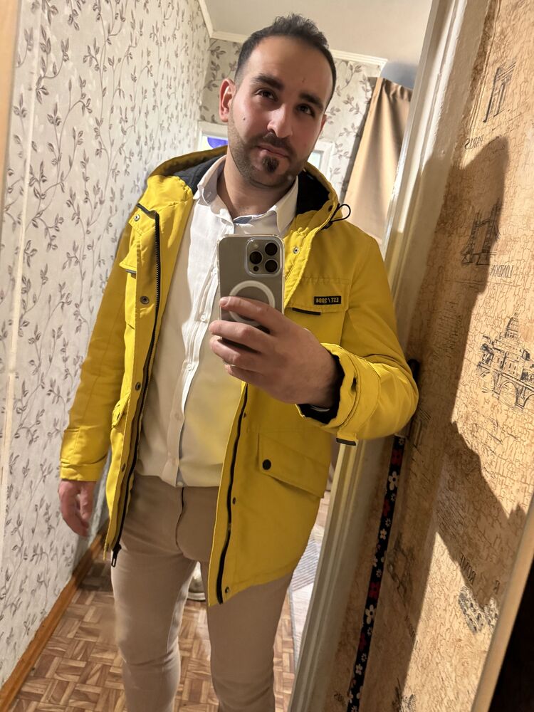  -,   Demir, 32 ,   ,   