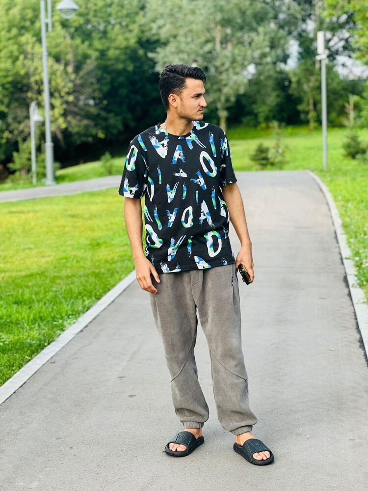  52869815  Bahar Ali, 23 ,    