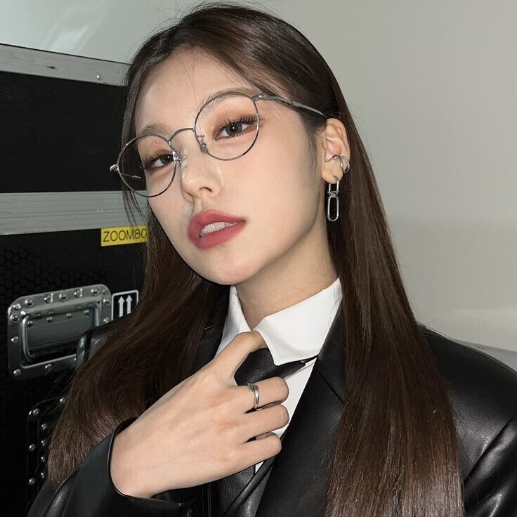 ���������� �����-���������, ���� ������� Kim MinYoung, 22 ����, ������������ ��� ������, ����� � ���������, c�������� ���������, ���������