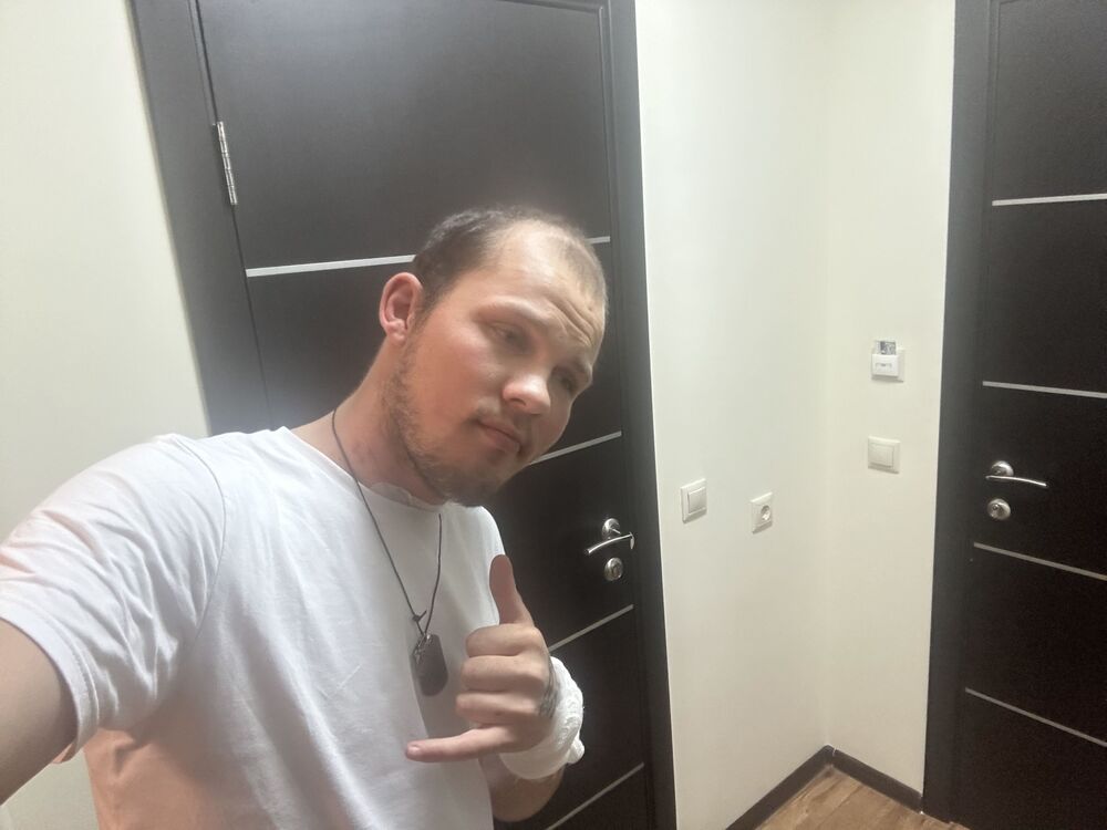  52701425  , 22 ,    