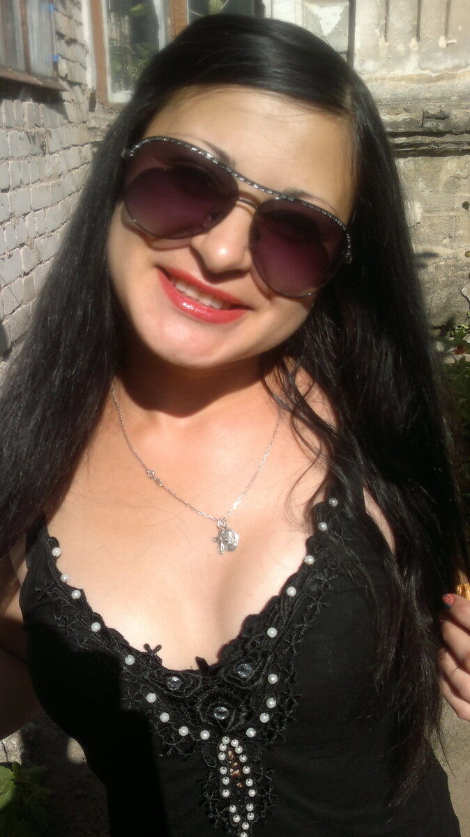  5334565  Nina, 35 ,    