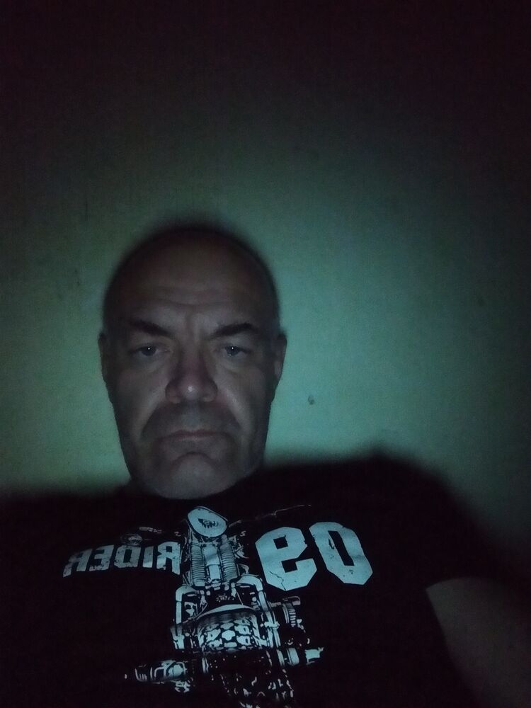  46830945  , 49 ,    