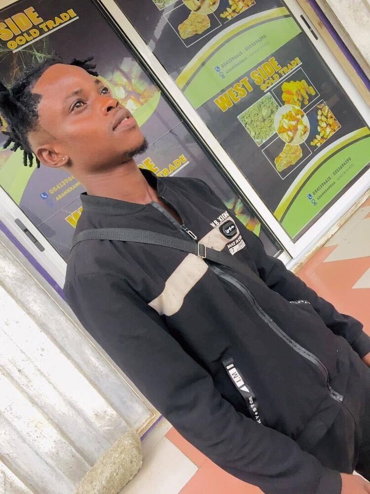  ,   Wisdom Fafa, 29 ,   ,   