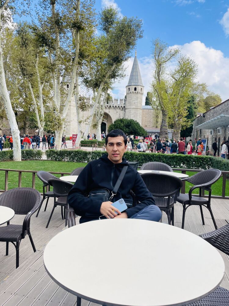  30789405  Javlon, 33 ,    