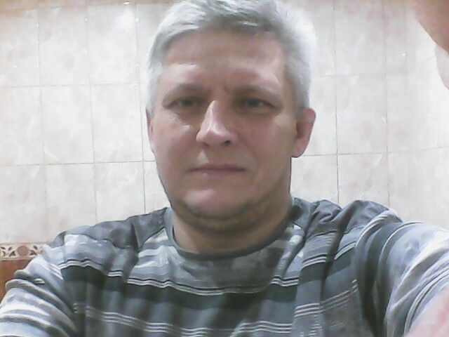  8726015  , 52 ,     