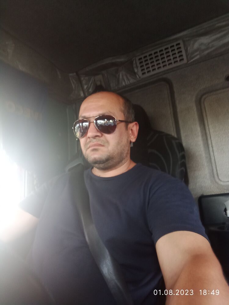  37074195  , 43 ,    