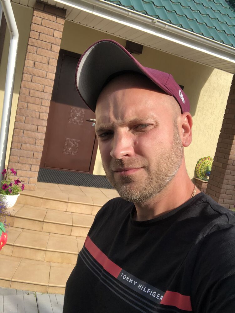  37690855  , 40 ,    