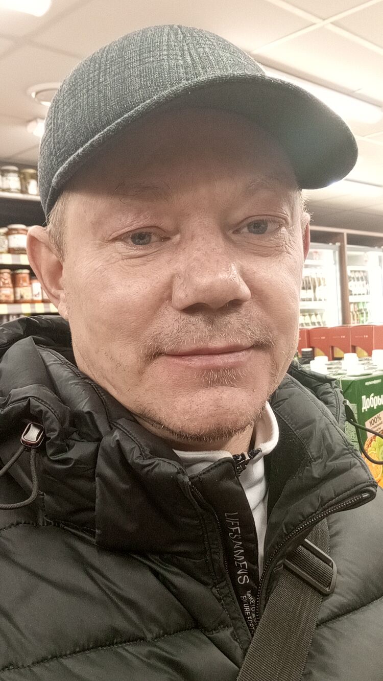  49368845  , 52 ,    