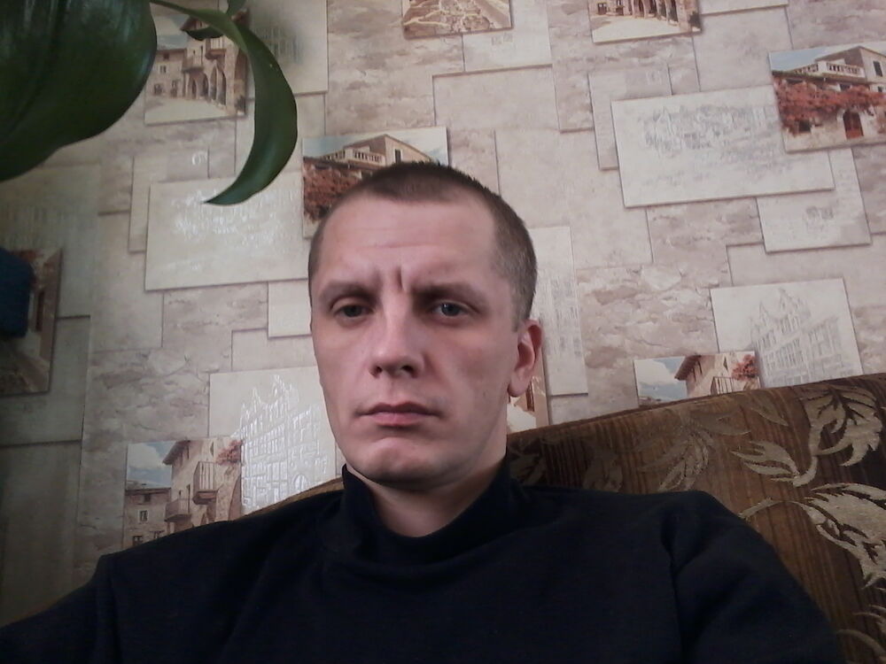  ,   Denis, 37 ,   