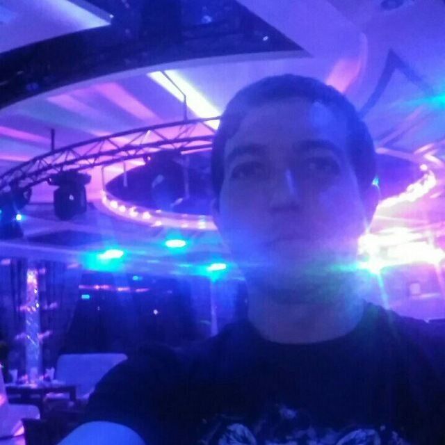  34769365  Tolik, 35 ,    