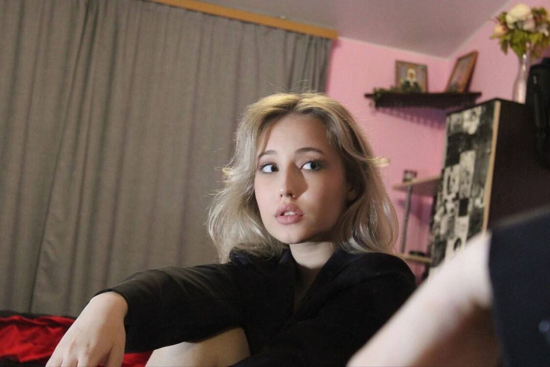  ,   , 24 ,   