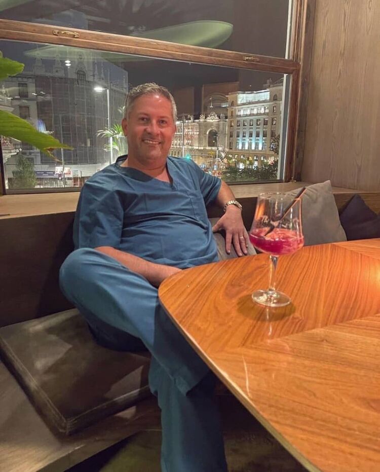 ���� 47039935 ������� Peter Hong, 53 ����, ���� ���������� � ������