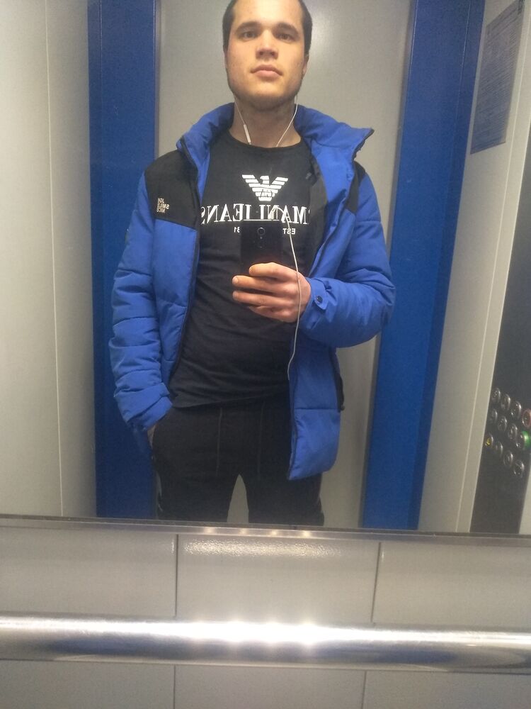  25724665  Kolyan, 24 ,    