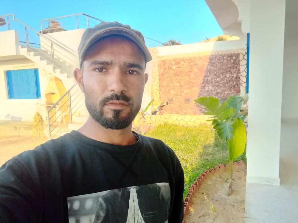  ,   Montasar, 30 ,   ,   