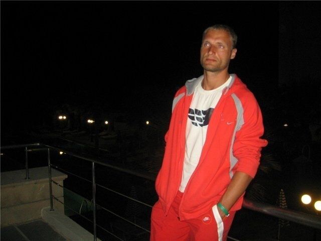  24153175  Igor, 47 ,    