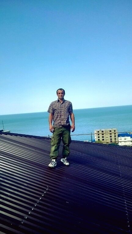  19196975  Abdul, 43 ,    