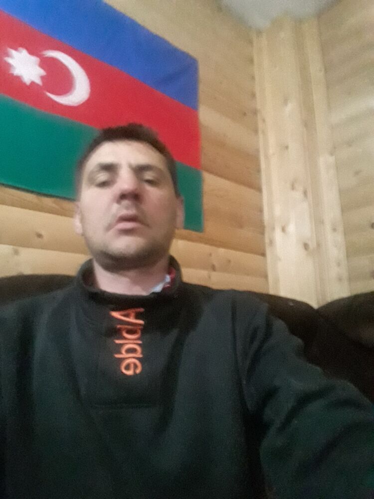  42928105  , 39 ,    