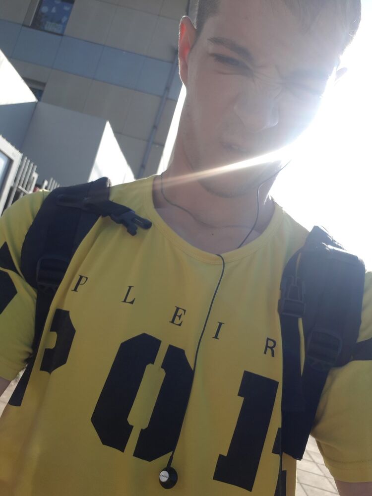  18114505  , 34 ,    