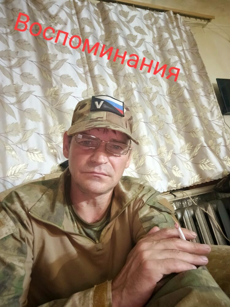 52300935  , 46 ,    