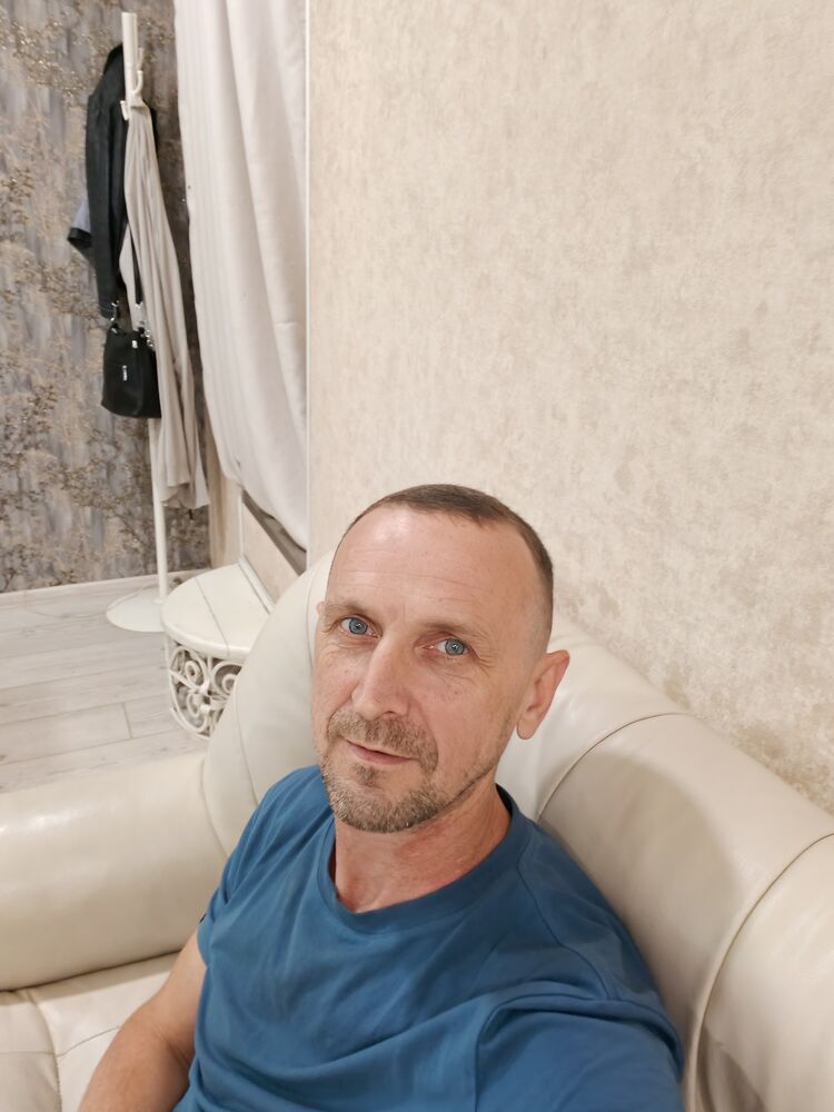  53365825  , 48 ,    -