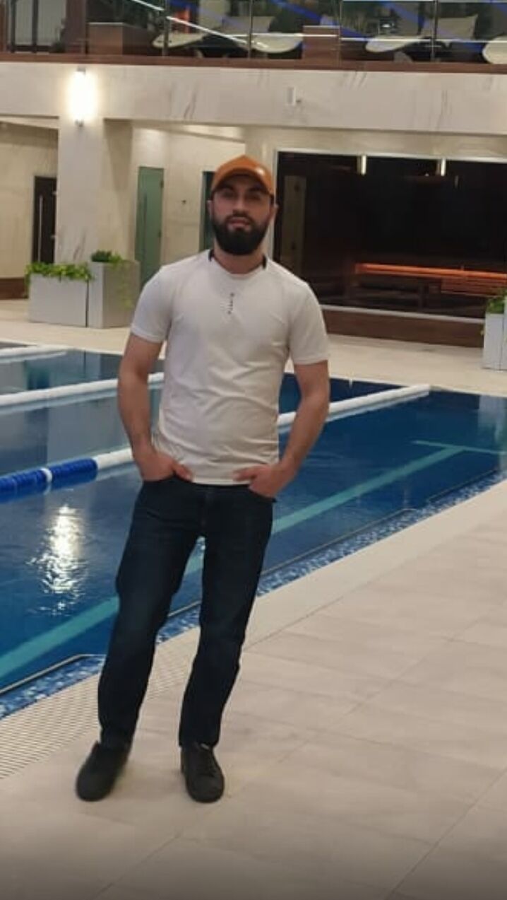  54831535  Anis, 28 ,    