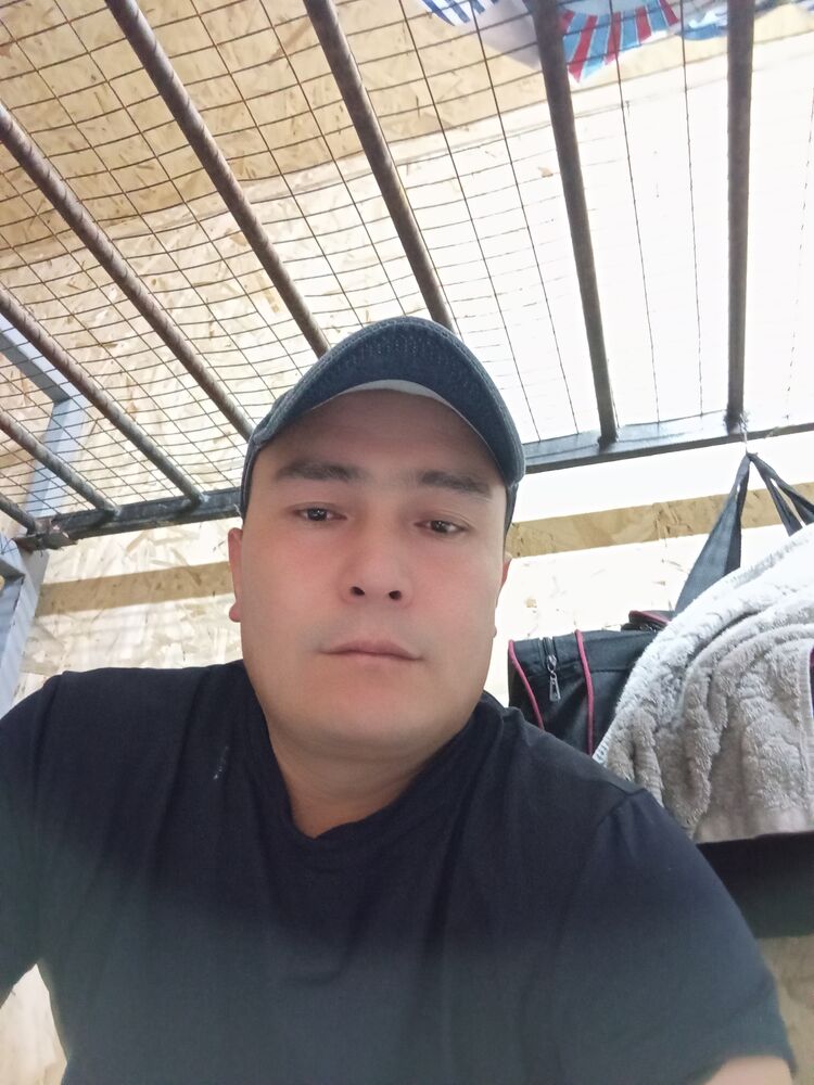  46317235  Furkat, 35 ,    