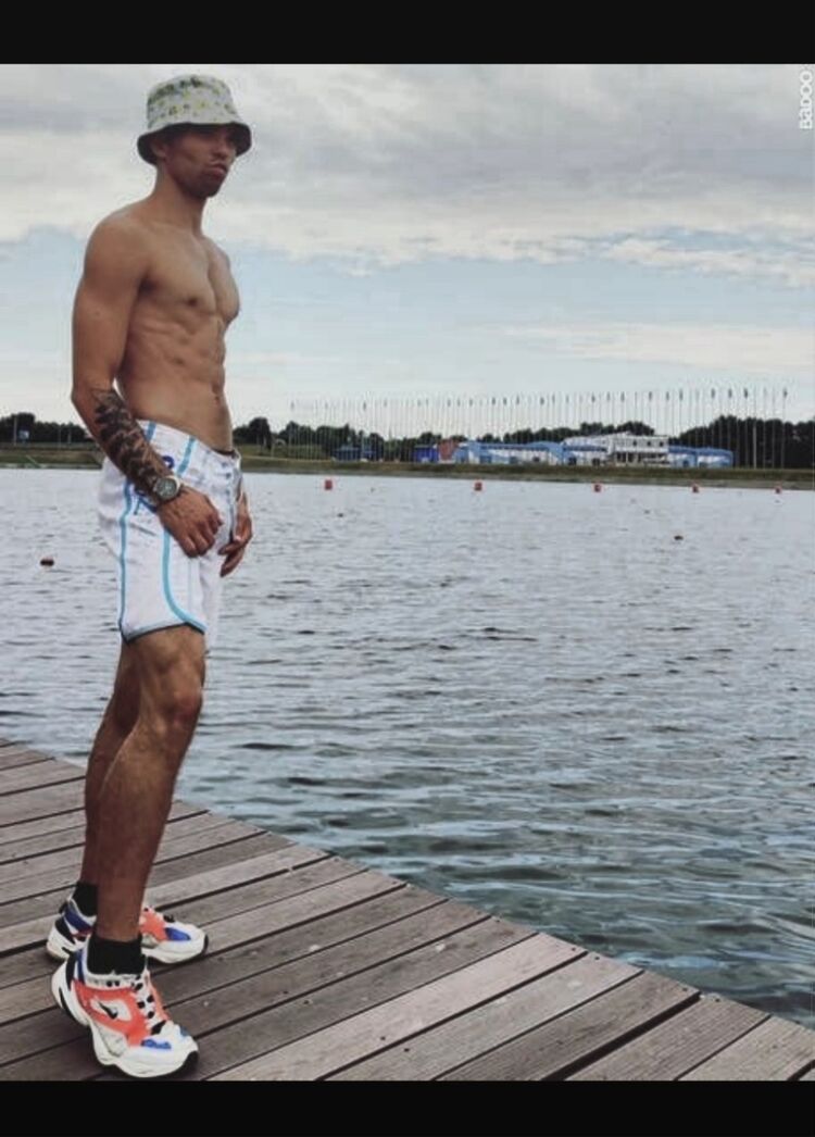  49945725  Nikolay, 28 ,    