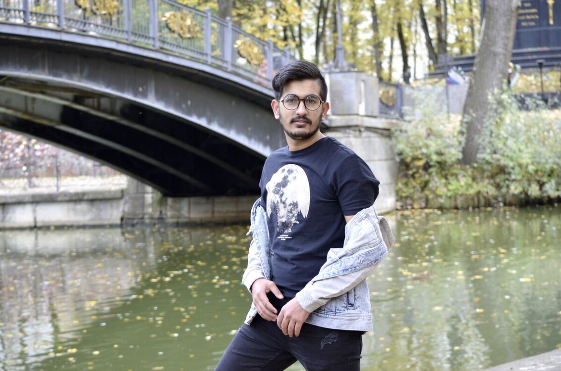  21957395  Mahipal, 28 ,    