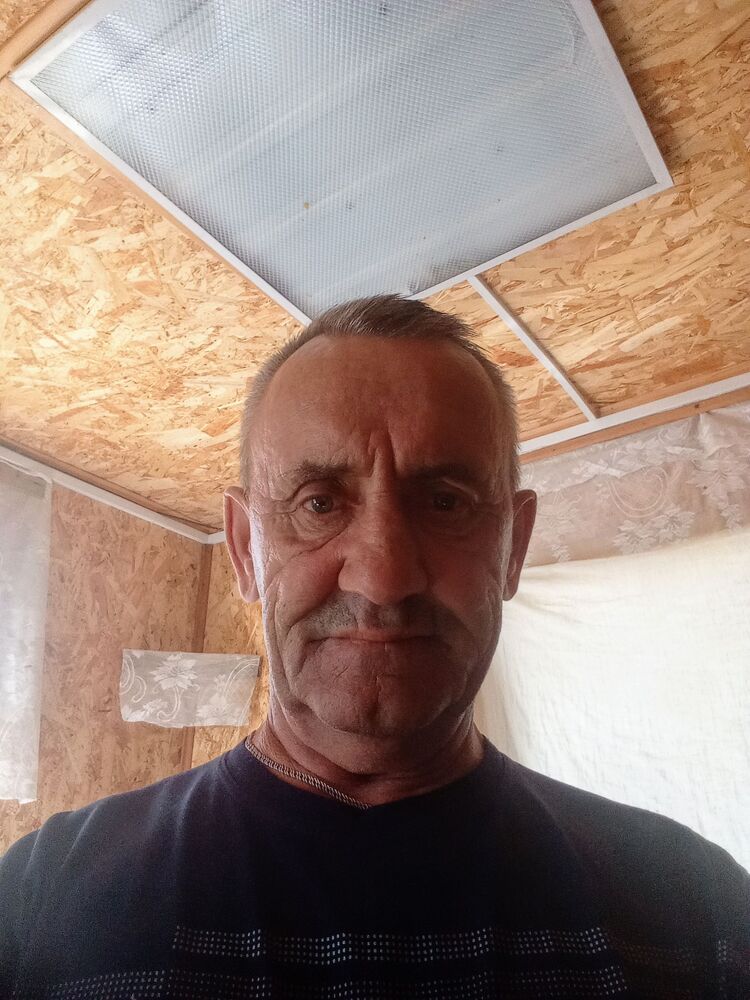  44888225  , 63 ,    