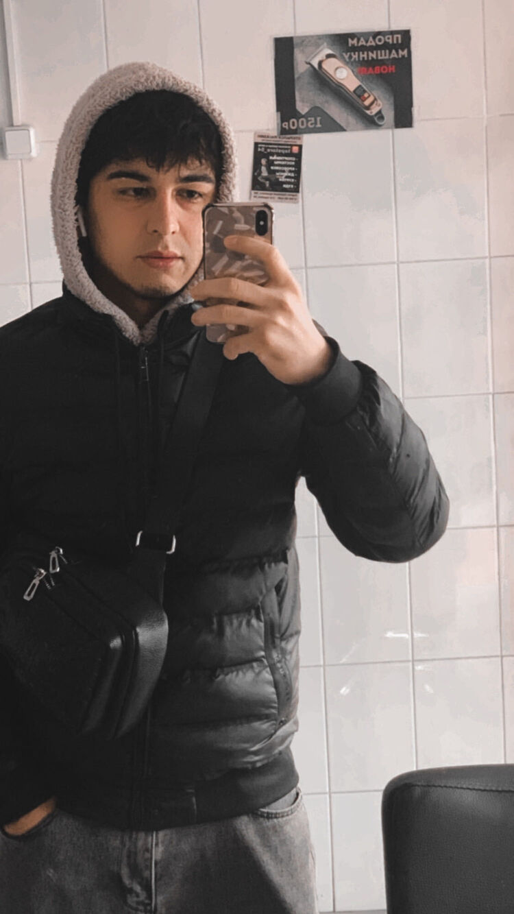  31098465  Ali, 24 ,    