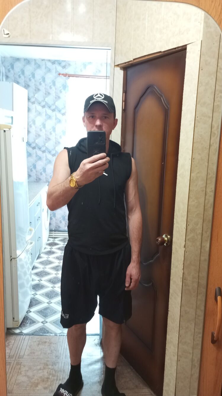  46695535  , 37 ,    