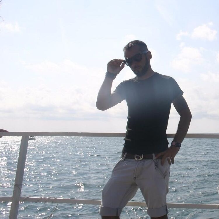 ���� 16335715 ������� Artur, 40 ���, ���� ���������� � �������