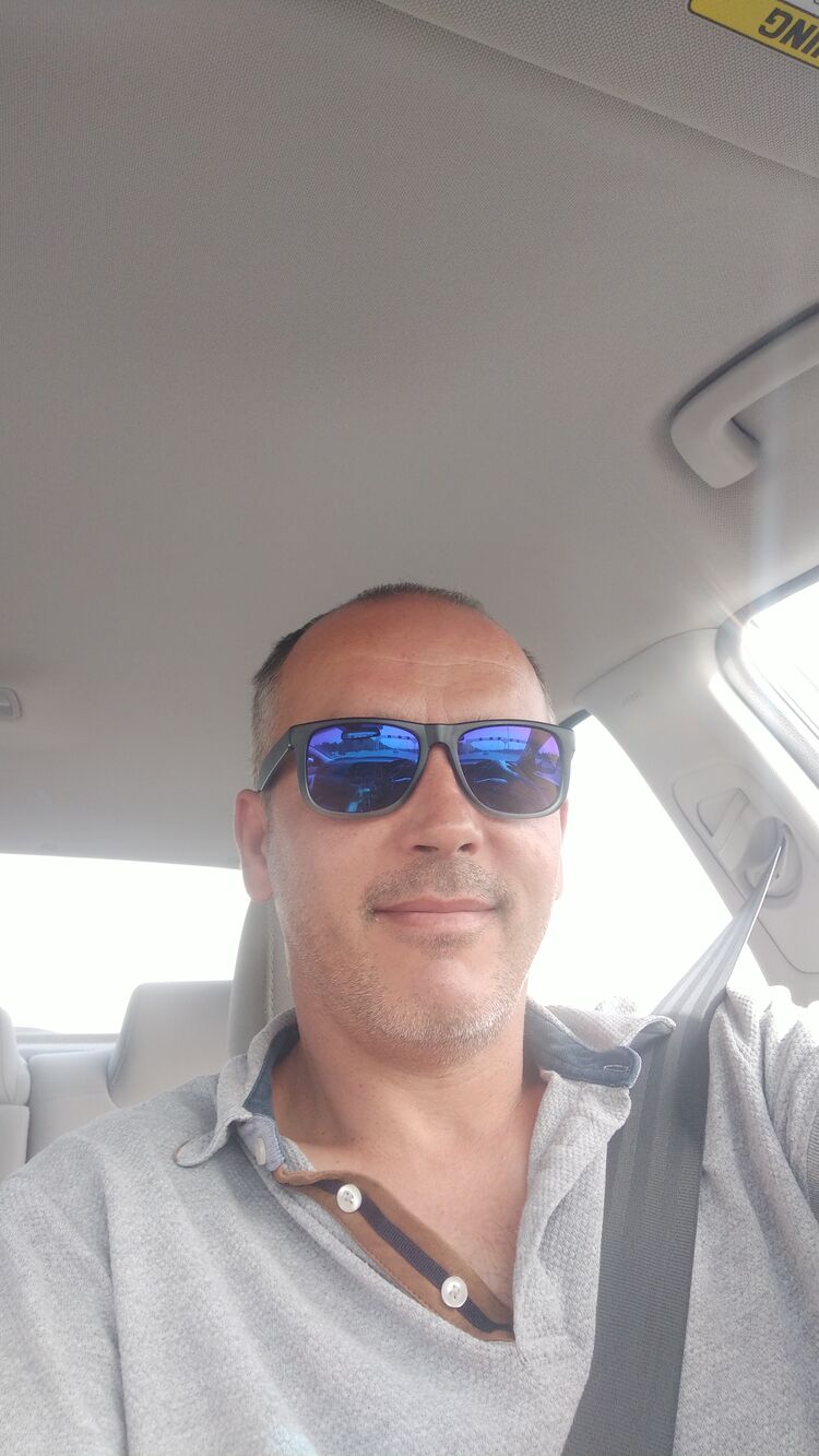  40458655  , 42 ,    