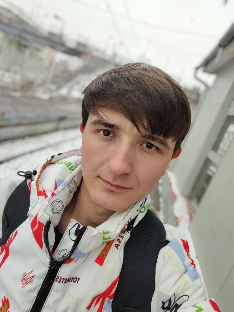  53143915  Nodir, 26 ,    