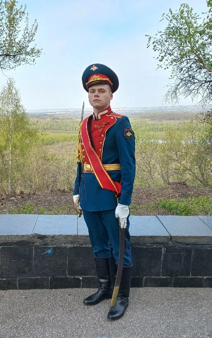 31486645  , 20 ,    