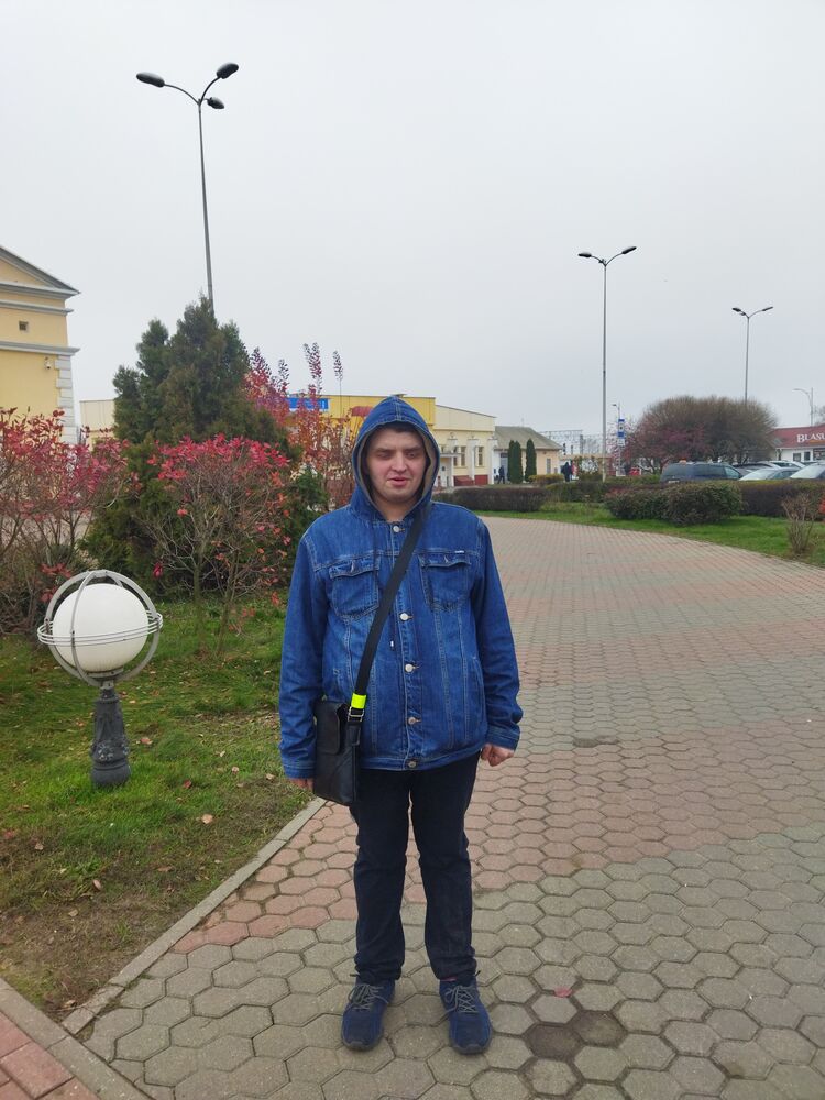  ,   Igor, 28 ,   ,   , c 