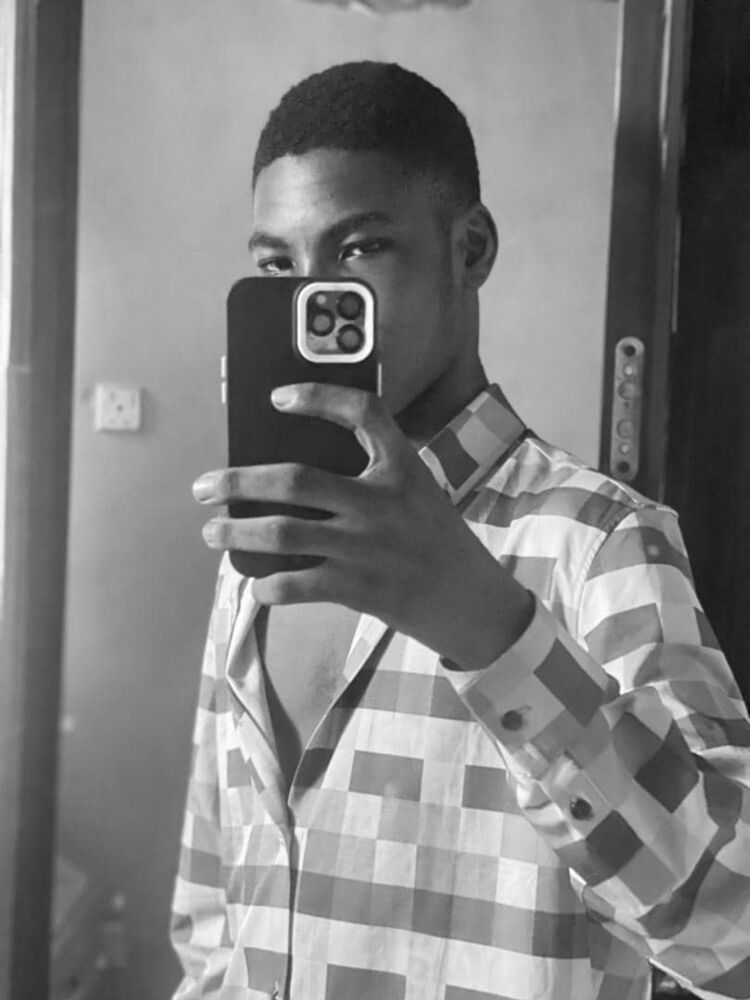  Benin-City,   , 24 ,   ,   , c 