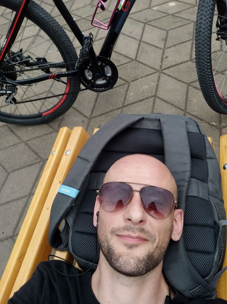  47925775  , 44 ,    